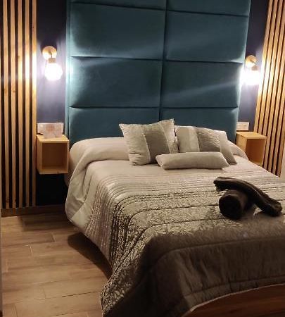 Duerme A Gusto - Tu Habitacion Acogedora En Torredonjimeno エクステリア 写真