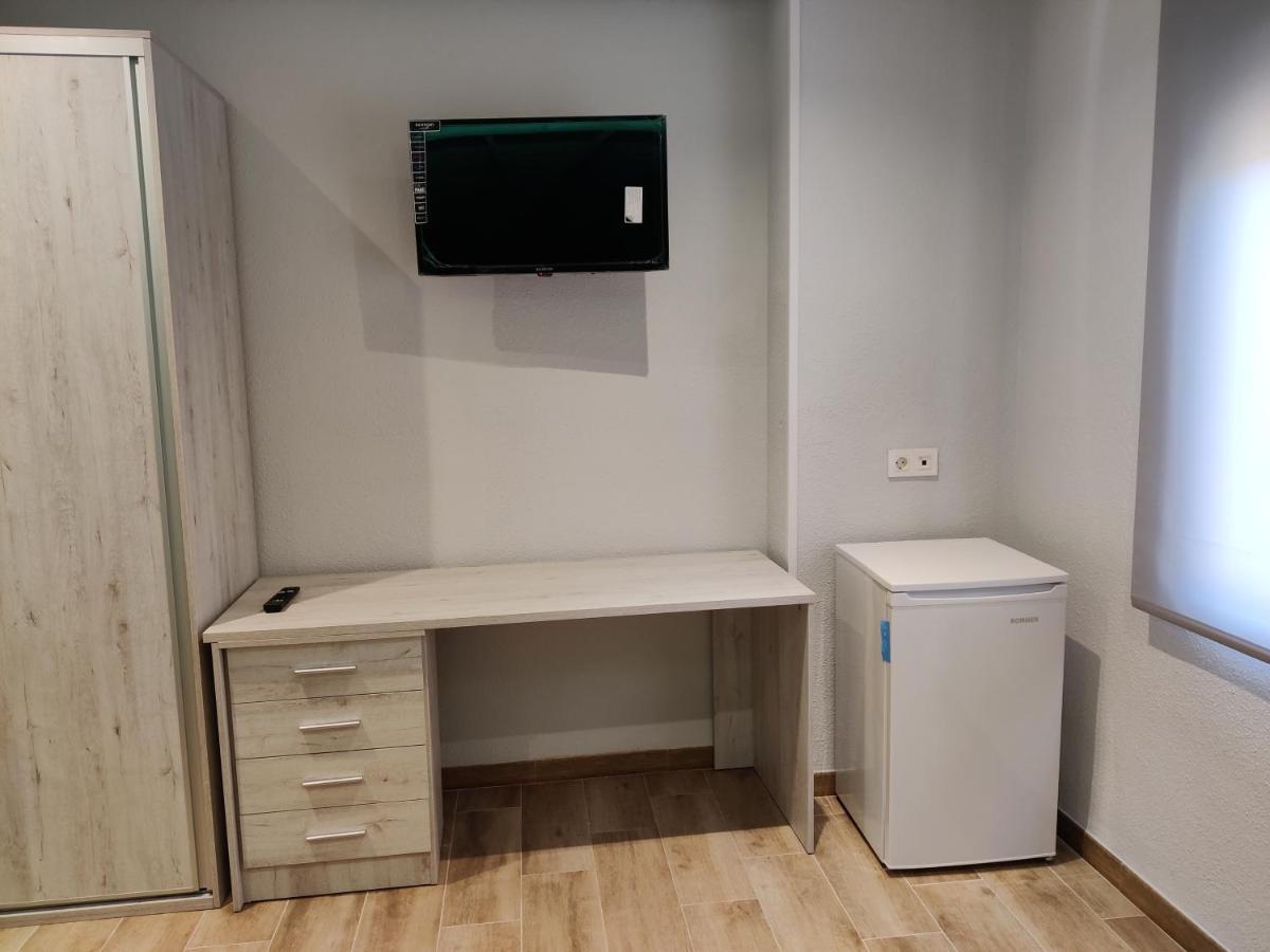 Duerme A Gusto - Tu Habitacion Acogedora En Torredonjimeno エクステリア 写真
