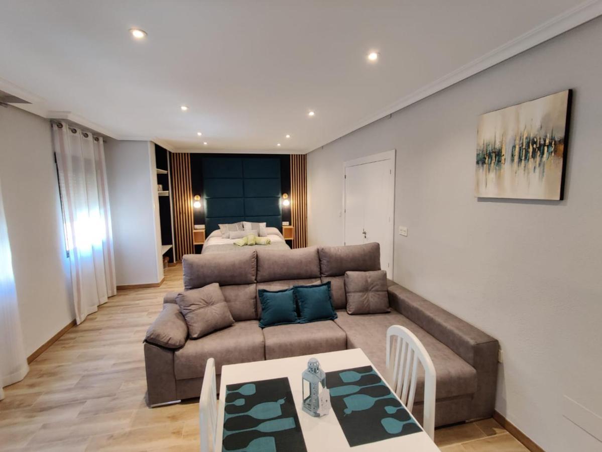 Duerme A Gusto - Tu Habitacion Acogedora En Torredonjimeno エクステリア 写真